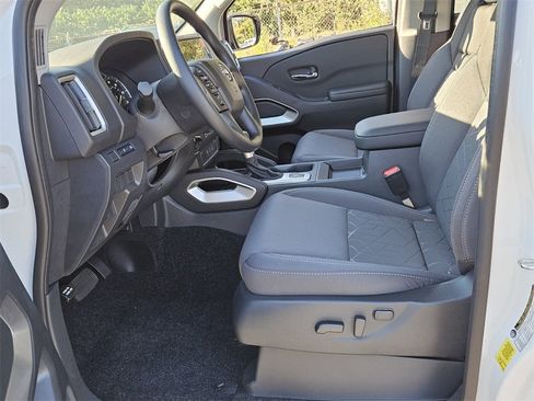 New 2026 Nissan Frontier SV w/ Tow Package image 3