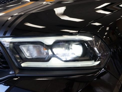 Used 2023 Dodge Durango R/T w/ Hemi Orange Plus Package image 26