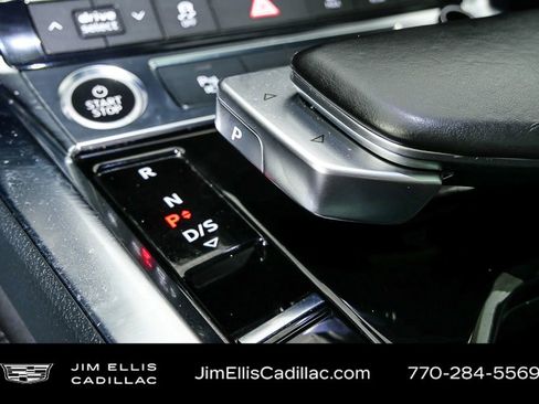 Used 2021 Audi e-tron Premium image 17