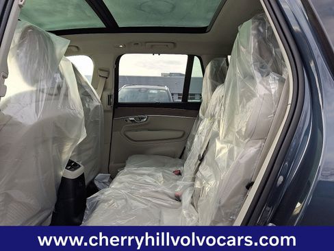 New 2026 Volvo XC90 T8 Ultra image 7