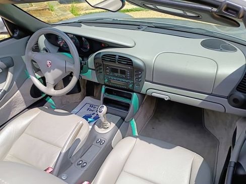 Used 2003 Porsche Boxster RWD image 36