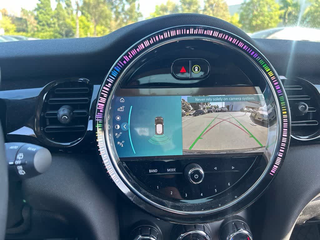 Used 2023 MINI Cooper SE FWD image 9