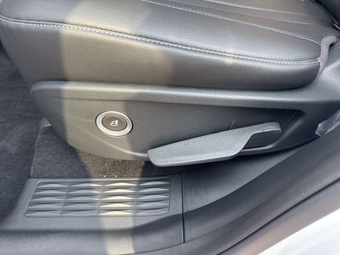 New 2026 Genesis GV80 2.5T Select image 44