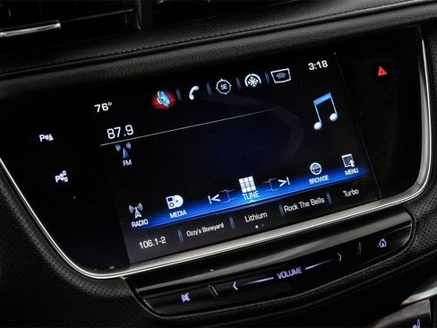 Used 2017 Cadillac XT5 Premium Luxury w/ Driver Assist Package image 30