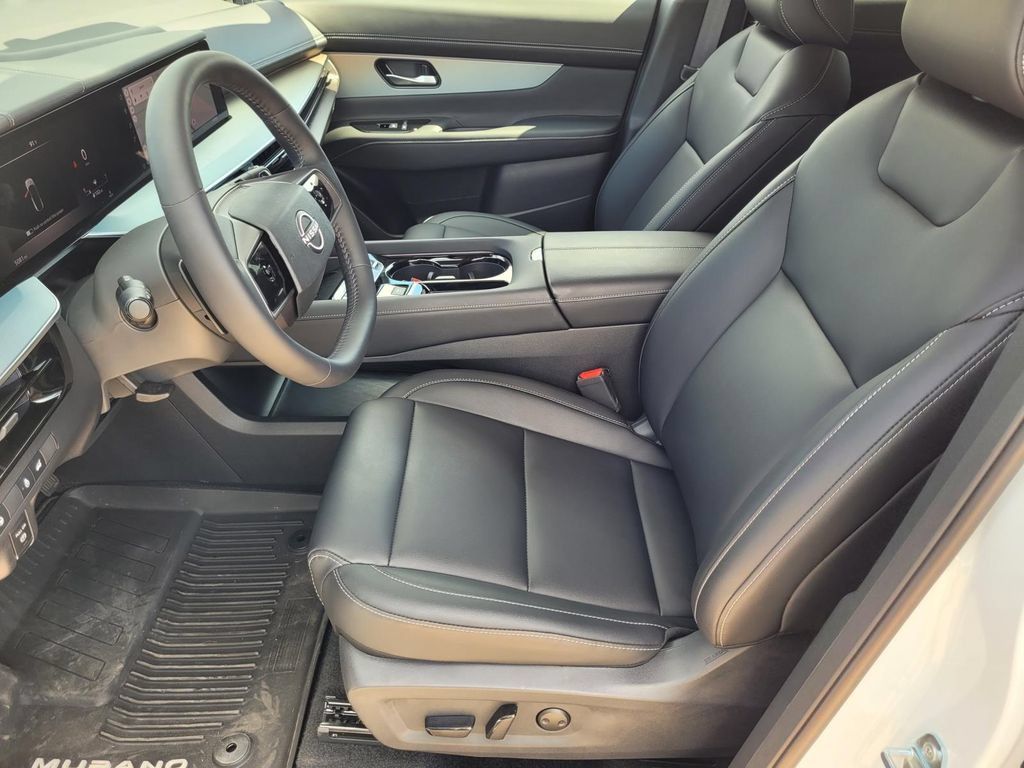 Used 2025 Nissan Murano SL AWD/4WD image 10