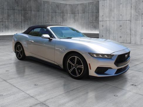 Used 2024 Ford Mustang Premium RWD image 7