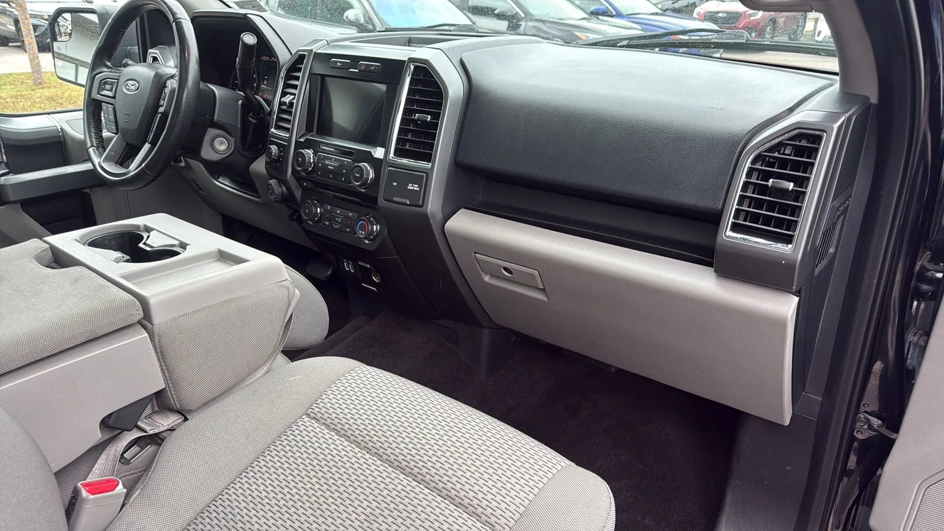 Used 2016 Ford F150 XLT w/ Equipment Group 302A Luxury AWD/4WD image 22