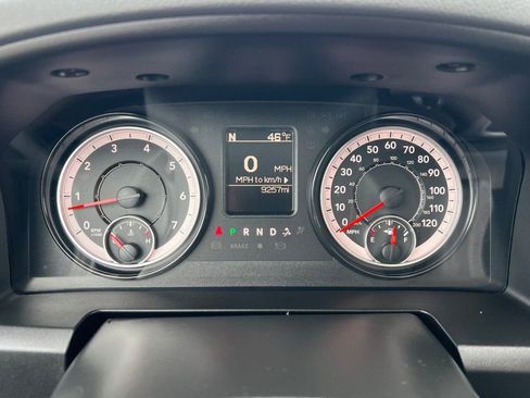 Used 2019 RAM 1500 Classic Warlock AWD/4WD image 19