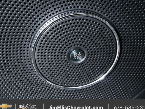 Used 2022 Ford Expedition Limited image 7