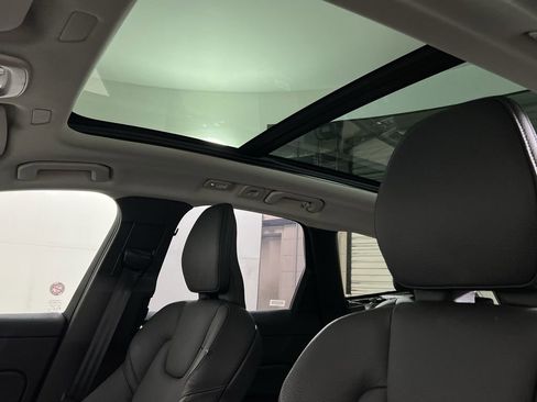 Certified 2025 Volvo XC60 B5 Plus image 16