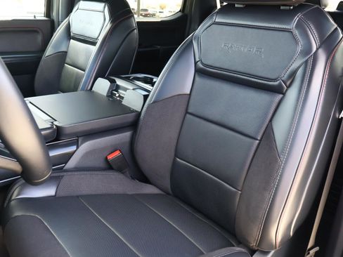 Used 2025 Ford F150 Raptor image 19