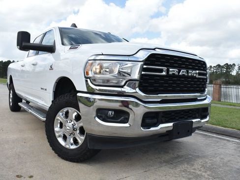 Used 2022 RAM 3500 Big Horn w/ Safety Group B image 5