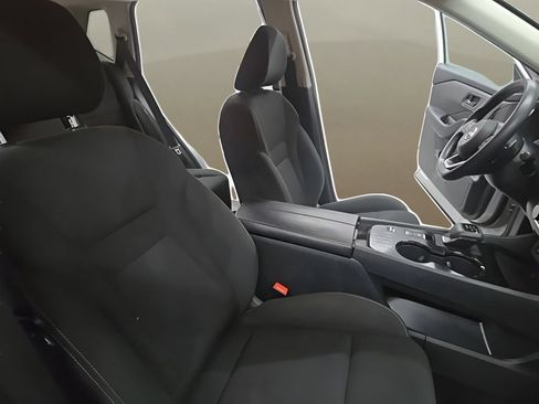 Used 2024 Nissan Rogue S FWD image 20