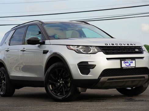 Used 2019 Land Rover Discovery Sport SE image 9