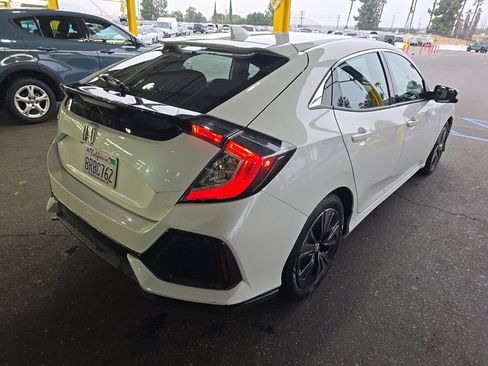 Used 2017 Honda Civic EX image 4