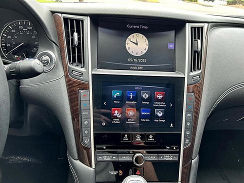 Used 2019 INFINITI Q50 Luxe w/ Cargo Package (L96) image 9