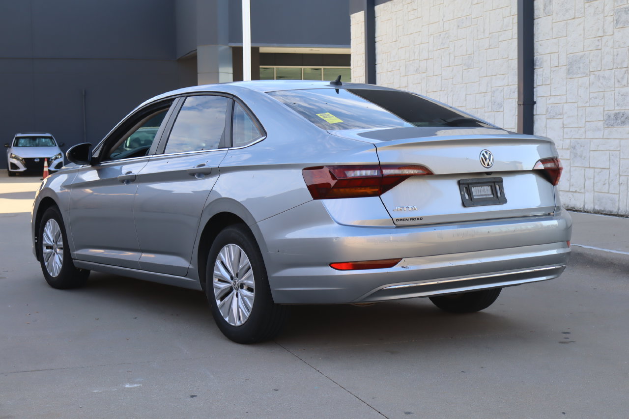 Used 2019 Volkswagen Jetta S w/ Driver Assistance Package FWD image 3