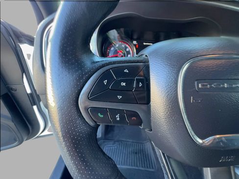 Used 2017 Dodge Charger SXT w/ Blacktop Package RWD image 16