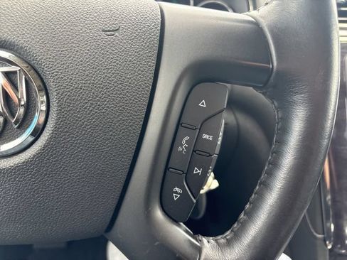 Used 2017 Buick Enclave Premium AWD/4WD image 30