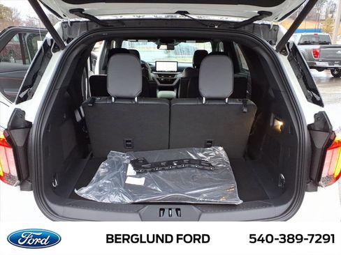 New 2026 Ford Explorer ST image 11