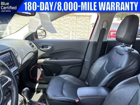 Used 2017 Jeep Compass Trailhawk w/ Leather Interior Group AWD/4WD image 14