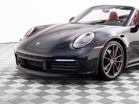 Certified 2022 Porsche 911 Carrera 4S AWD/4WD image 38
