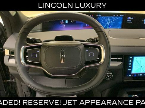 Used 2025 Lincoln Navigator Reserve w/ Jet Appearance Package AWD/4WD image 37