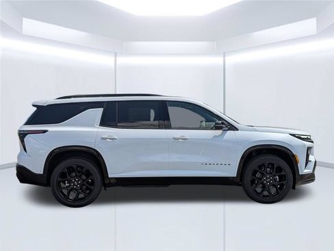 New 2026 Chevrolet Traverse RS FWD image 7