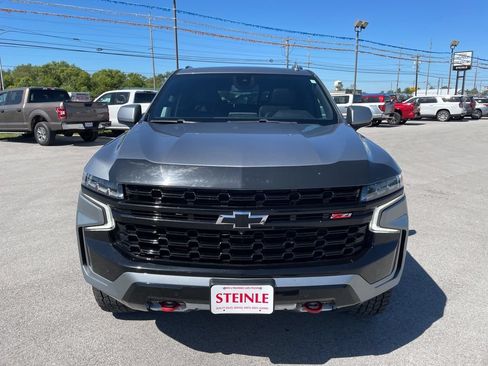 Used 2023 Chevrolet Tahoe Z71 w/ Luxury Package AWD/4WD image 2