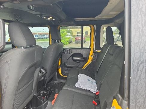 Used 2019 Jeep Wrangler Unlimited Sport S AWD/4WD image 8