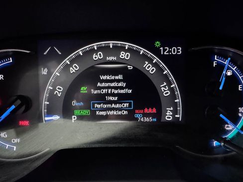 Used 2021 Toyota RAV4 SE image 14