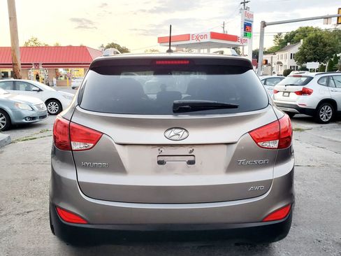 Used 2012 Hyundai Tucson GLS AWD/4WD image 5