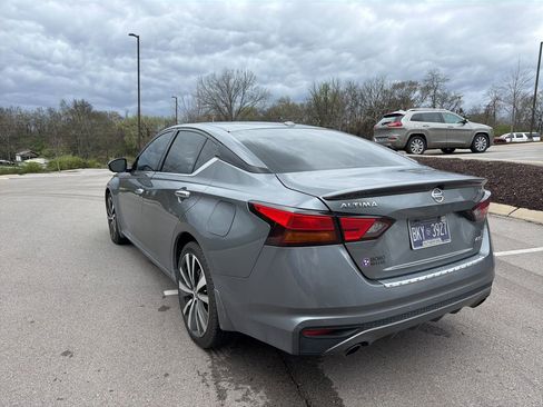 Used 2022 Nissan Altima 2.5 Platinum image 6
