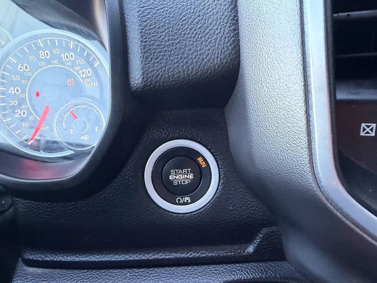 Used 2019 RAM 1500 Big Horn AWD/4WD image 26