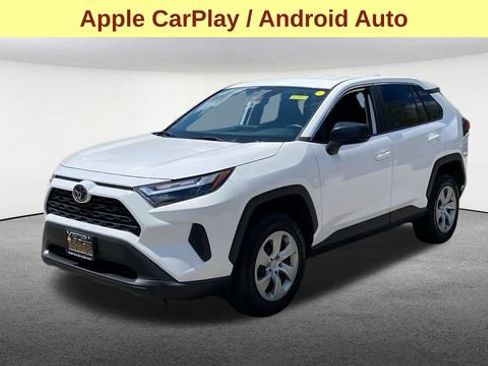 Used 2024 Toyota RAV4 LE AWD/4WD image 4