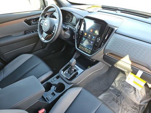 Used 2025 Subaru Forester Sport image 14
