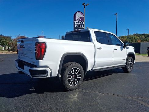 Used 2022 GMC Sierra 1500 AT4 w/ AT4 Premium Package image 6