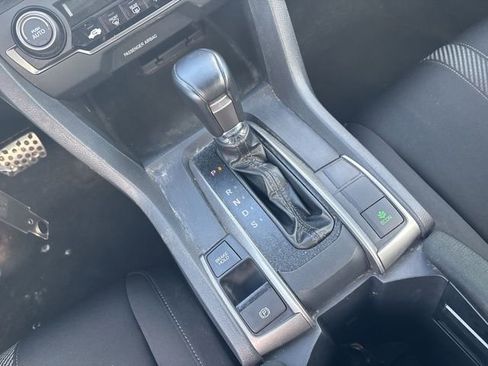 Used 2017 Honda Civic Sport image 29