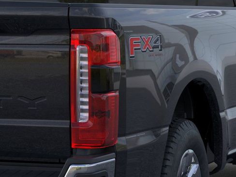 New 2026 Ford F350 Lariat image 21