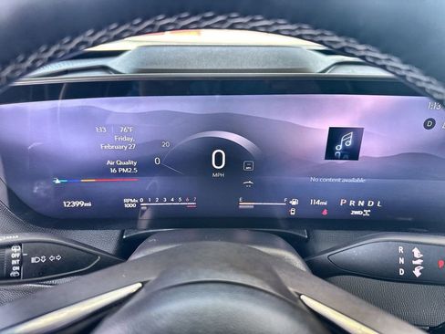 Used 2025 Buick Enclave Preferred image 4