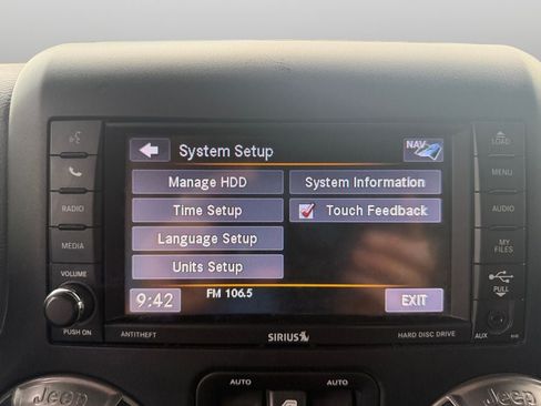 Used 2018 Jeep Wrangler Unlimited Sahara w/ Dual Top Group AWD/4WD image 27