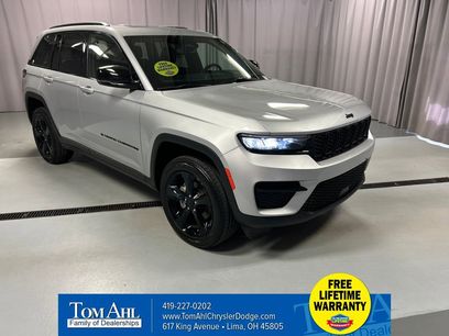 Used 2024 Jeep Grand Cherokee Altitude