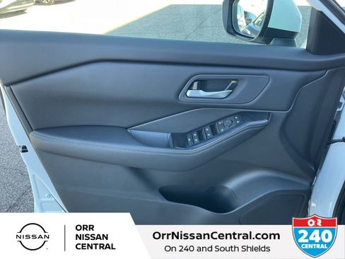 New 2026 Nissan Rogue SV FWD image 16