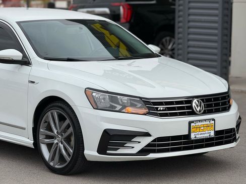 Used 2017 Volkswagen Passat 1.8T R-Line FWD image 8