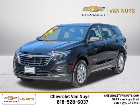Used 2023 Chevrolet Equinox LS FWD image 1
