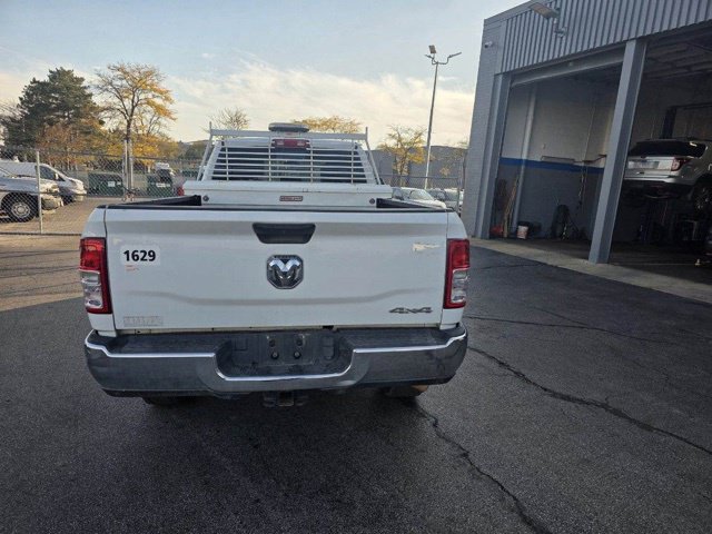 Used 2021 RAM 2500 Tradesman w/ Chrome Appearance Group AWD/4WD image 3