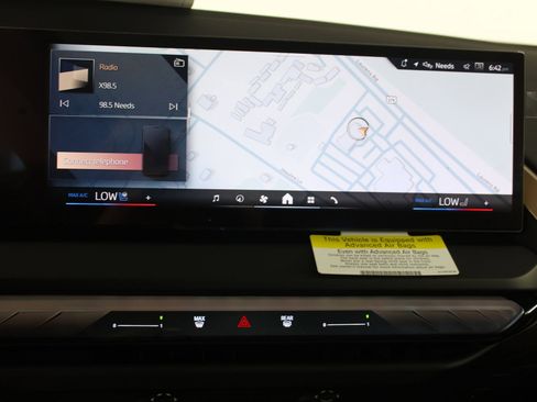 Used 2025 BMW X3 xDrive30i w/ Premium Package image 30