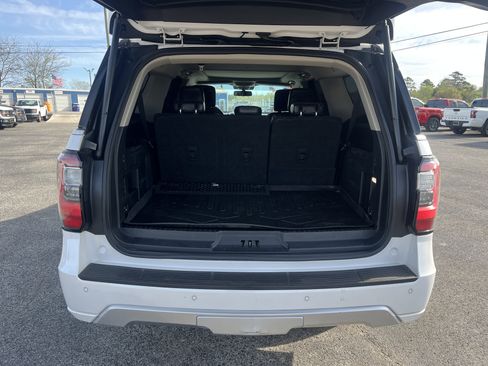 Used 2019 Ford Expedition Max Platinum image 5