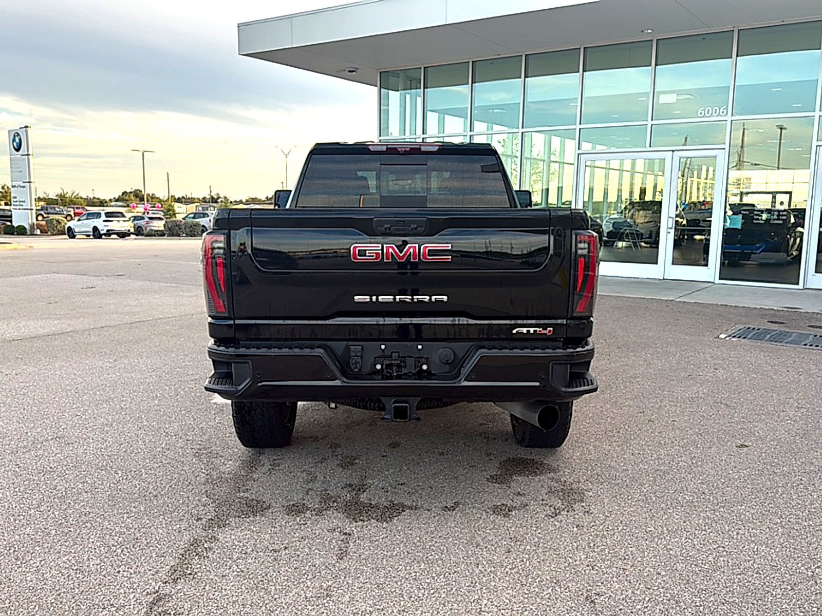 Used 2024 GMC Sierra 3500 AT4 w/ AT4 Premium Plus Package AWD/4WD image 6