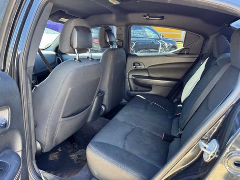 Used 2011 Dodge Avenger Express image 10